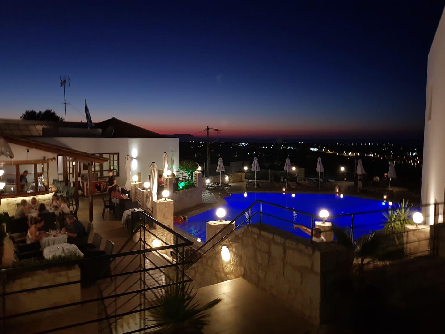 Amazones Village Suites Херсонісос Екстер'єр фото